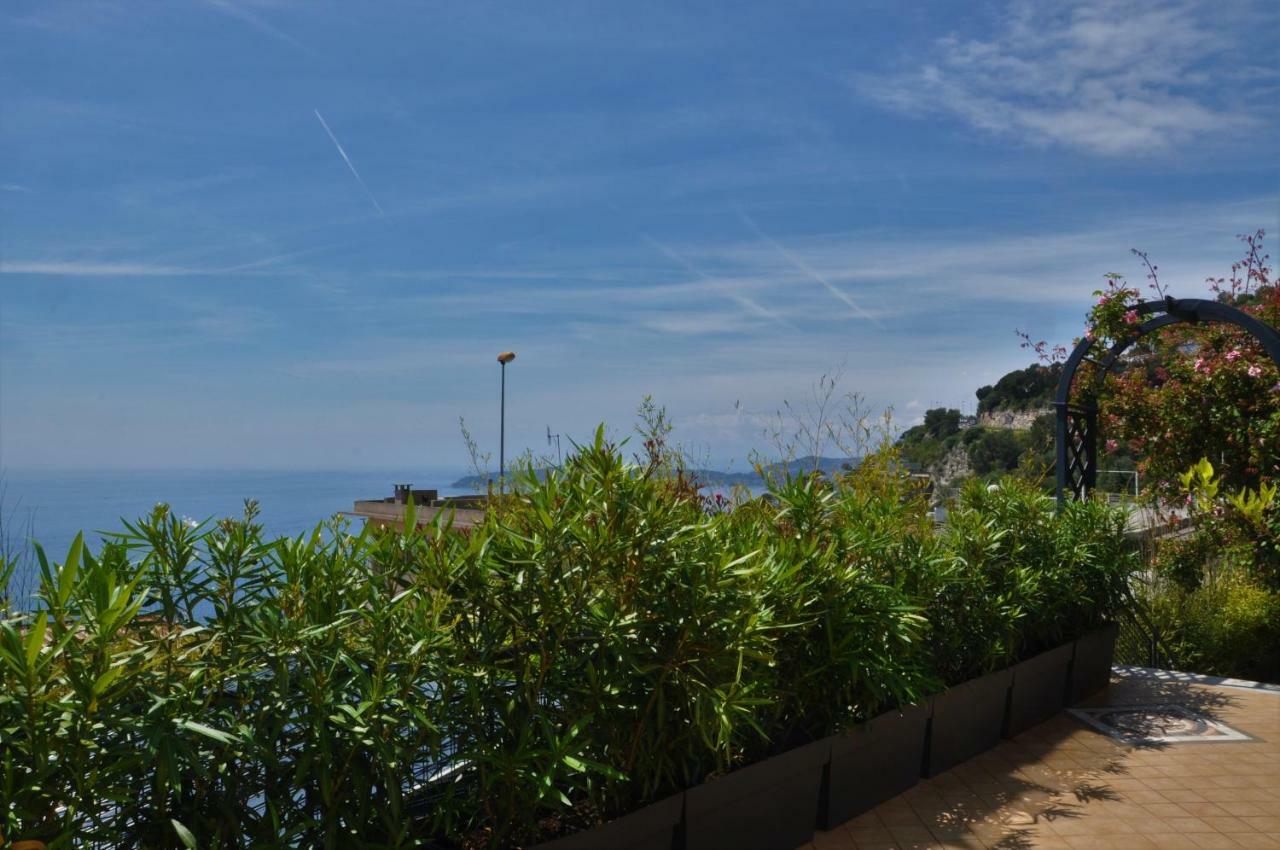 Skyline Apartments Cap-d’Ail Exterior foto